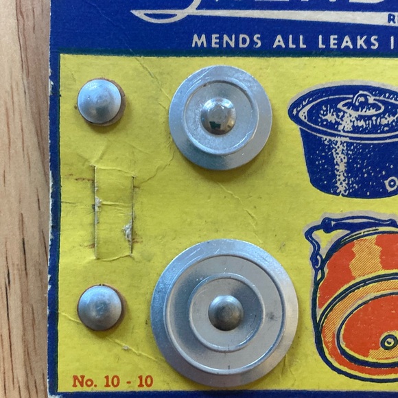 Mendets Leak Repair Kit with Vintage Design - Picture 4 of 9